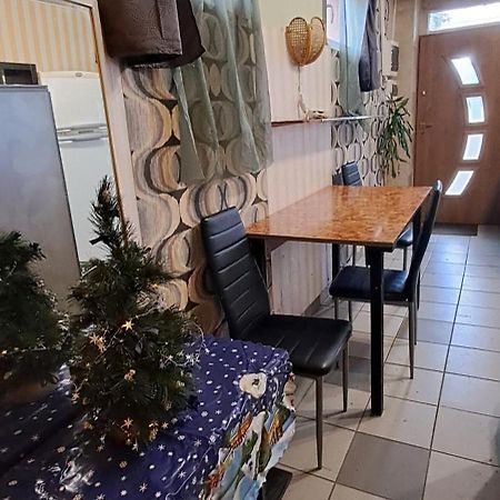 Sárkány Lak Diosd Esterno foto